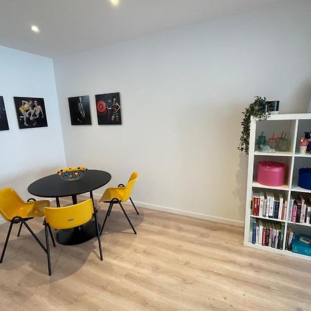 Colorful Pop Apartment In The Heart Of アントウェルペン エクステリア 写真