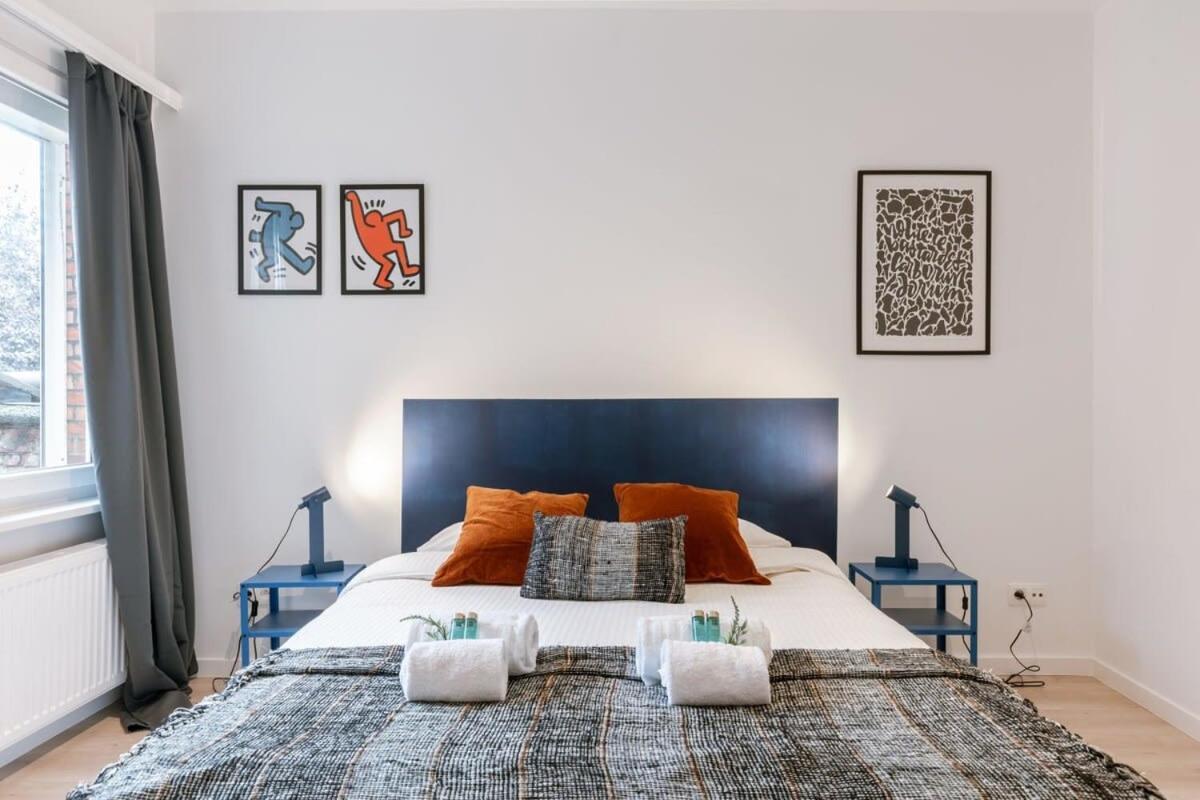 Colorful Pop Apartment In The Heart Of アントウェルペン エクステリア 写真