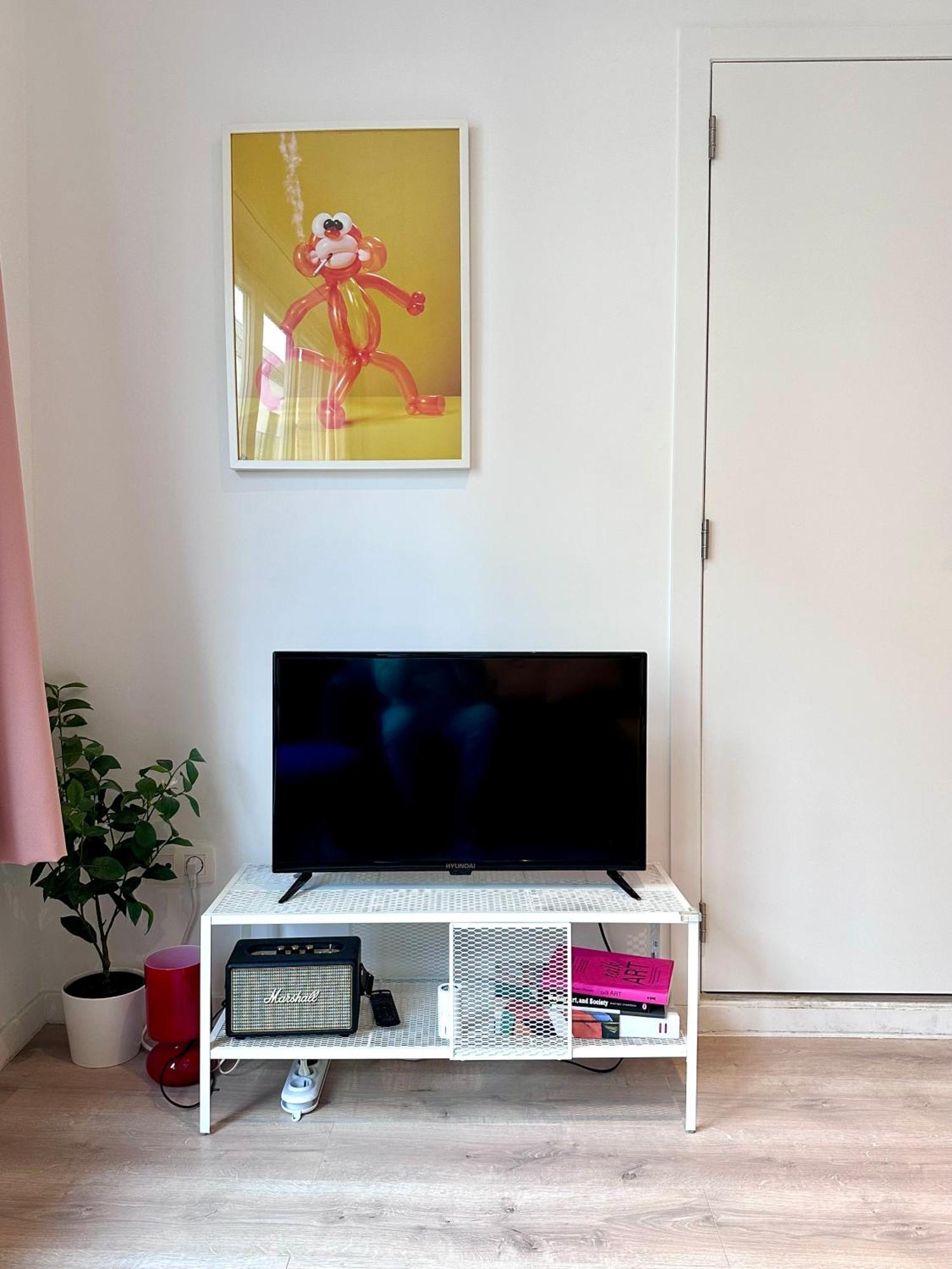 Colorful Pop Apartment In The Heart Of アントウェルペン エクステリア 写真